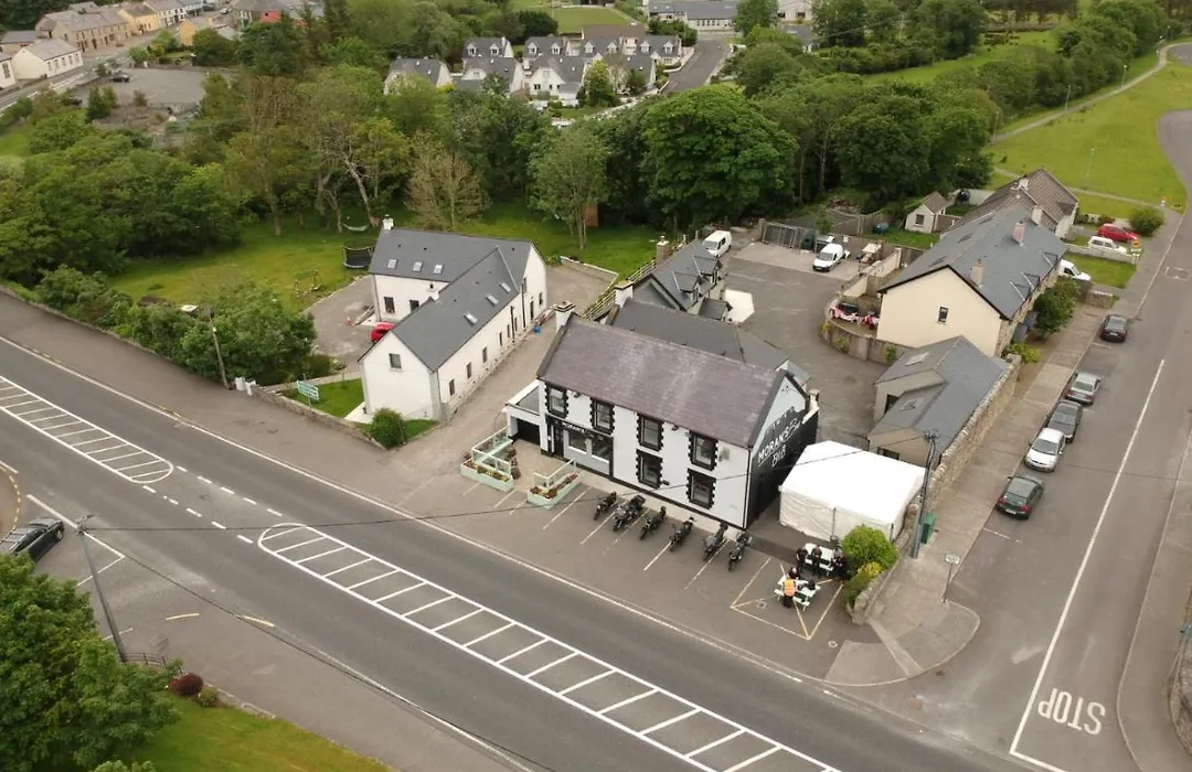 Moran'S Bar & B&B-1
